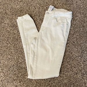 White Skinny Jeans